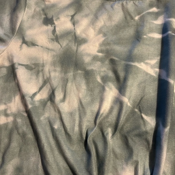 Abercrombie  girls Tie-Dye Long Sleeve Top - Picture 3 of 5